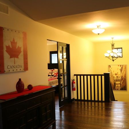Mission Hill Lake View Villa West Kelowna Exterior foto