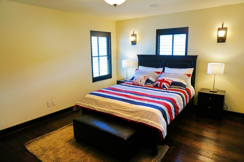 Mission Hill Lake View Villa West Kelowna Exterior foto